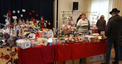Festliche Stimmung am Alten Amtsgericht – Petershäger Weihnachtsmarkt am 1. Dezember Festliche Stimmung am Alten Amtsgericht – Petershäger Weihnachtsmarkt am 1. Dezember