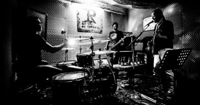 RED TAPE TENDENCIES läuten musikalisch das neue Jahrzehnt im Mindener Bunker ein RED TAPE TENDENCIES läuten musikalisch das neue Jahrzehnt im Mindener Bunker ein
