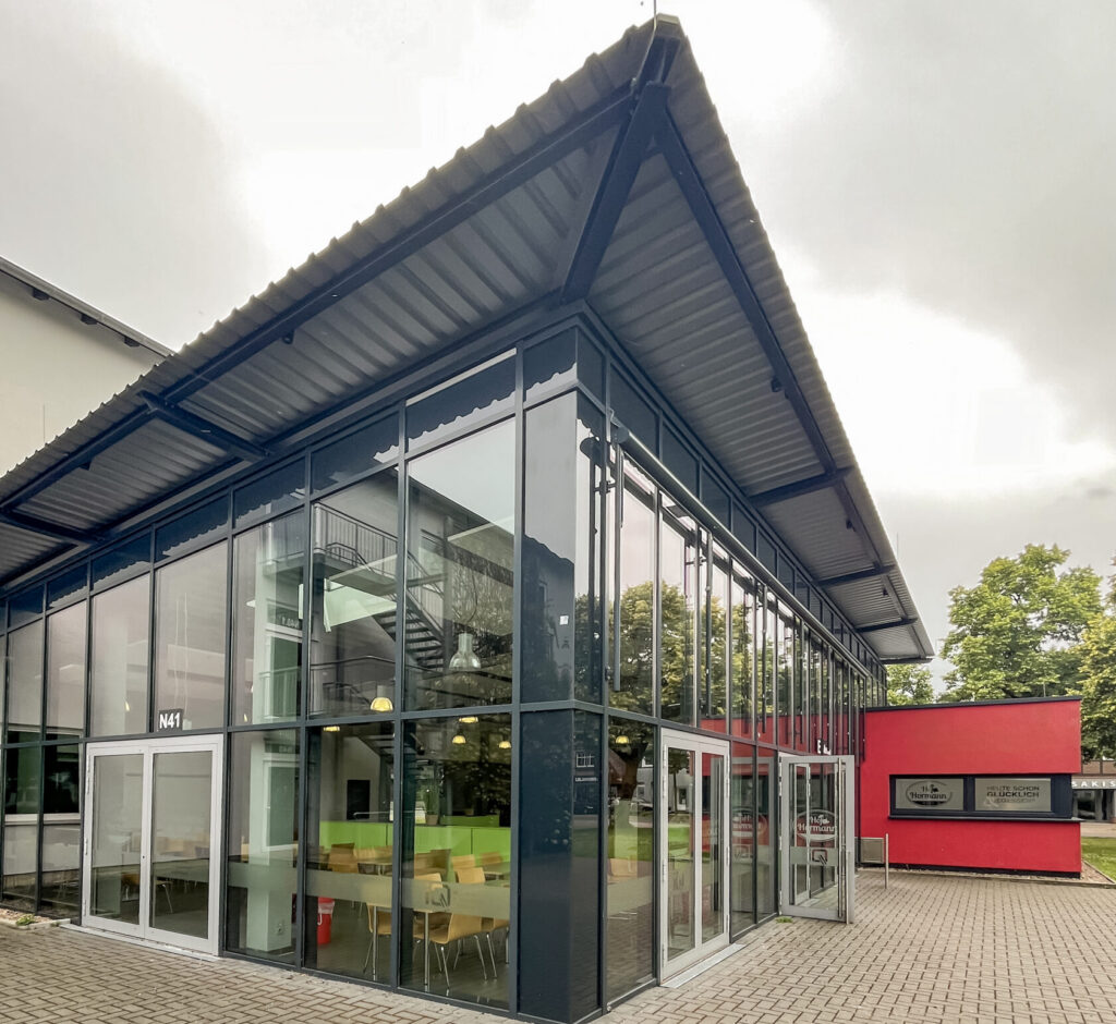 Nach den Sommerferien wird das Schifferhaus die Mensa am Gymnasium Petershagen betreiben. Foto: Krischi Meier