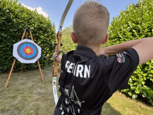 Trainiert wird ab und an auch mal im Garten. Foto: Jessica Höffner