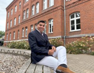 Constantin Schönbeck hat in diesem Jahr in Petershagen sein Abitur abgelegt. Jetzt verlässt der 18-jährige seine Heimat Petershagen und geht zur Marine. Foto: Jessica Höffner