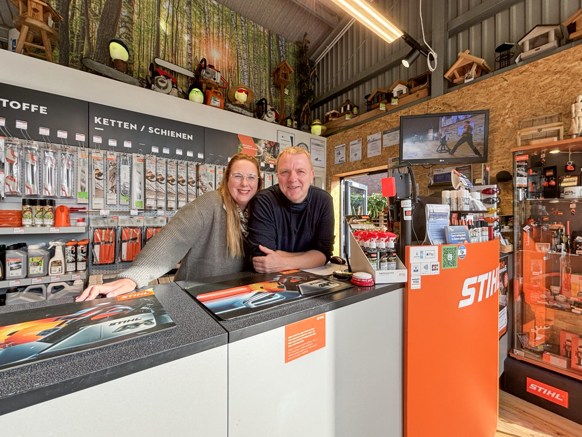 Kerstin und Michael Kruse feiern mit Kruse Gartentechnik das zehnjährige Bestehen. Foto: Jessica Höffner