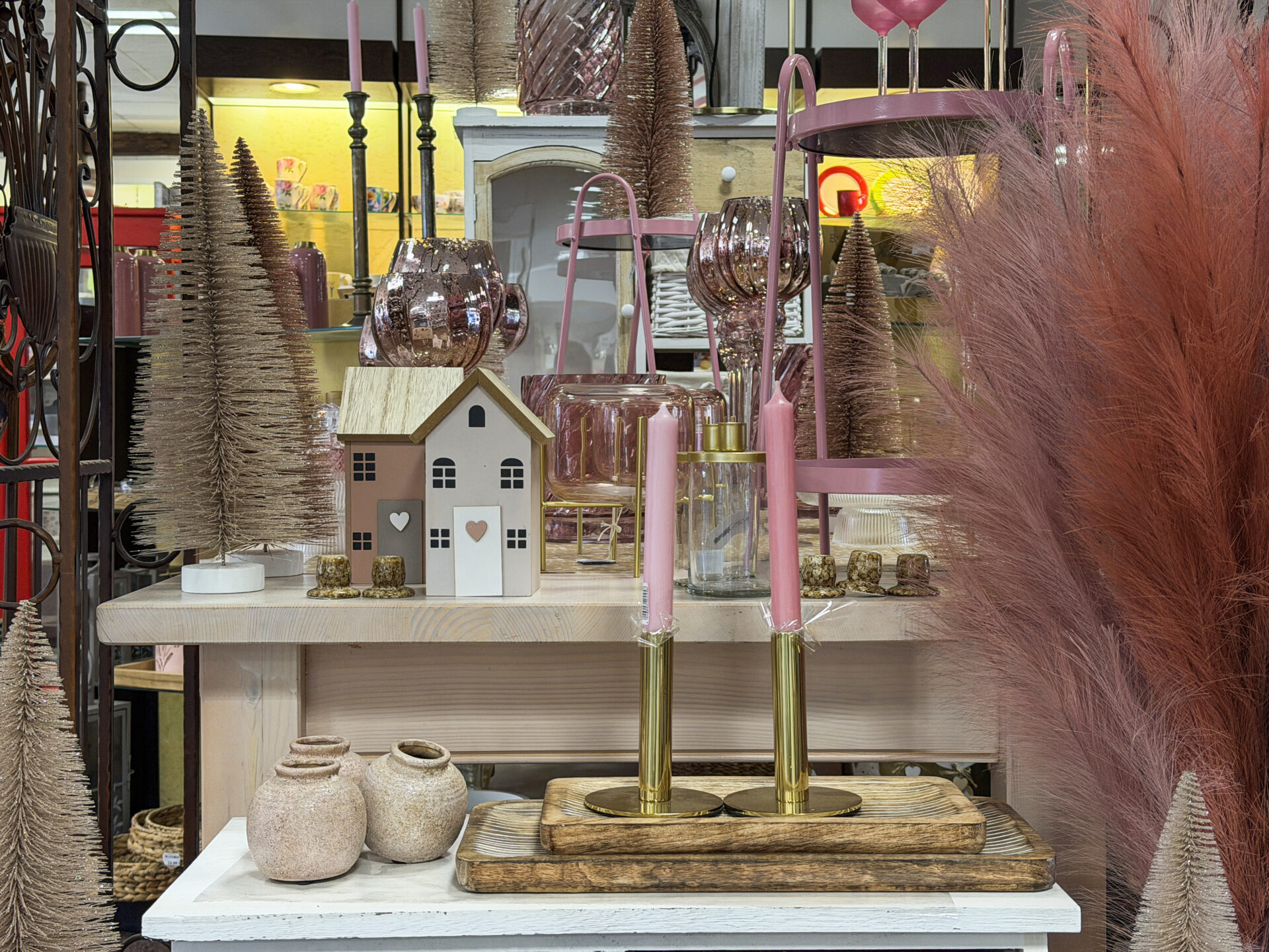 Festliche Stimmung verspricht die weihnachtliche Erlebniswelt „Last Christmas bei Kuhlmann“ in Petershagen. Foto: Krischi Meier