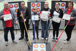 DM-Teilnehmer im Blasrohrsport: Jörg Rudolph, Leif-Erik Müller, Jamie Franke, Joleen und Lara Koors, sowie Beate Dreger. Foto: privat