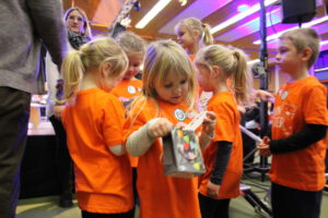 Für die „Turntiger“ gab es kleine Präsente. Foto: Jessica Höffner