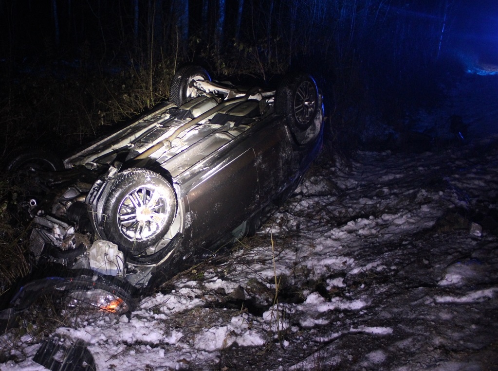 Glätteunfall am heutigen Mittwoch auf der B 482. Foto: Polizei Minden-Lübbecke