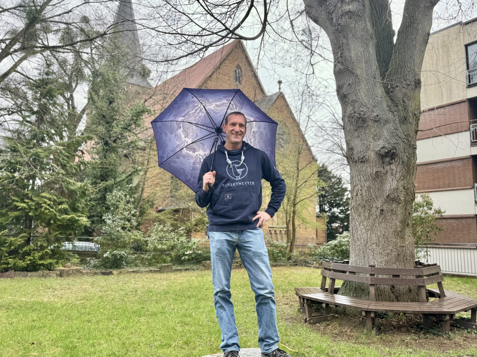 Der Lübbecker Meteorologe Friedrich Föst. Foto: Dietmar Meier